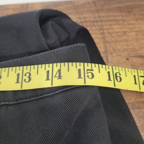 EUC SPANX Black Denim Jean Women's sz L Pull-on Skinny Shapewear Cropped Jeans - Picture 8 of 10